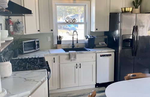 North Cape May Cottage | *Fall Special* Stay one night, get the second 50% off!nNorth Cape May Cottage