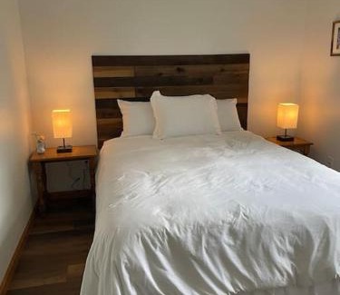 Benton House | Falls Edge Farm Cottage