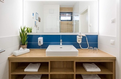 Rust Bed & Breakfast | Familienzimmer Deluxe mit Dusche/wc - Hotel am See Rust