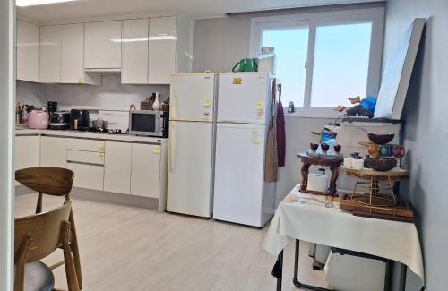 Andong House | Familly queen&sgl