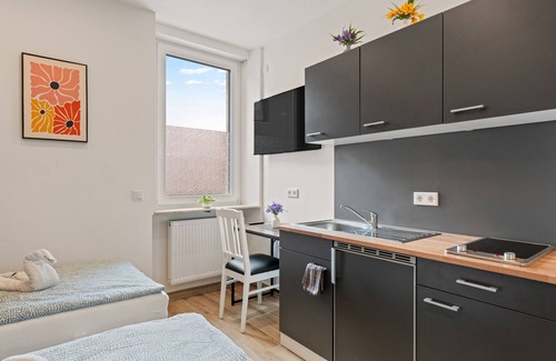 Hassloch House | Family and Friends Hassloch