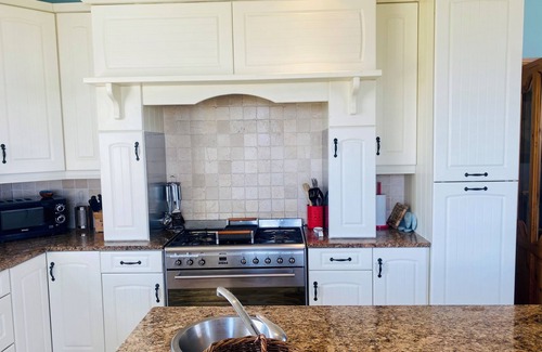 Inishmore House | (Family and pet friendly), Inishmore, Aran Islands, Large spacious property!