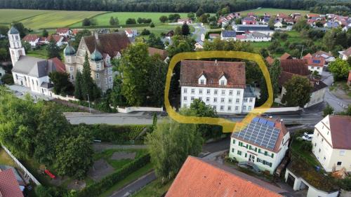 Gutenzell Apartment | Family Apartment with very large living room