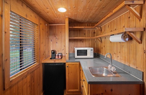 Goleta Cabin | Family Cabin | Bunk Beds + Kitchenette