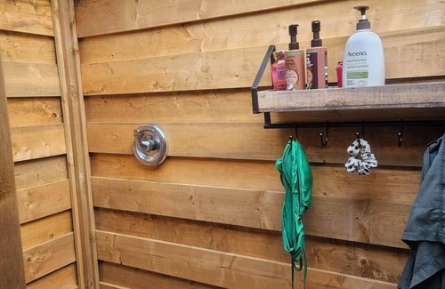 Victoria Beach Cabin | Family Cabin