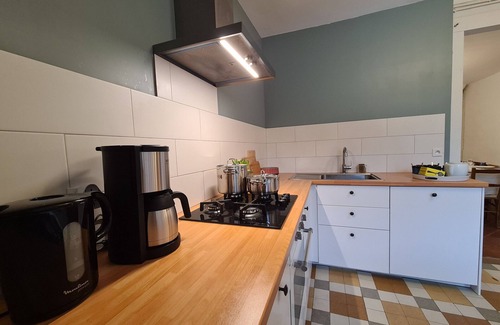 Scoury Cottage | Family cottage in Berry with private garden and bikes, near station