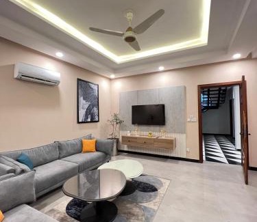 E-11 Sector House | Family Cottage Islamabad