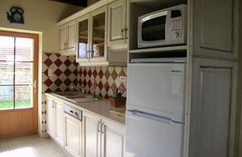 Nizerolles Cottage | Family cottage with garden and pets allowed