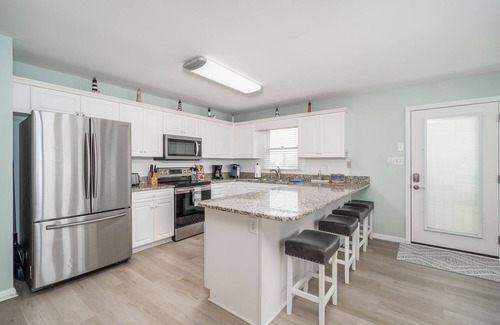 Emerald Isle House | Family & Dog Friendly Oceanfront