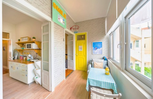 Penha de Franca Apartment | Family Dream | A/C | Balcony & View | Lofts | Desk