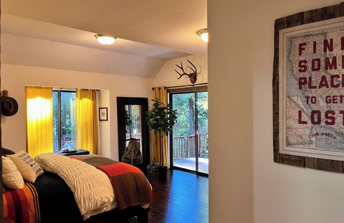 Pescadero Cabin | Family escape w/sauna nestled in the redwoods, near beaches, hiking, cycling