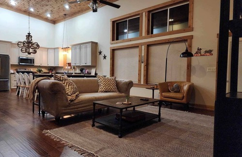 Lebanon Other | Family Farm Stays, Corporate Retreats & Intimate Events