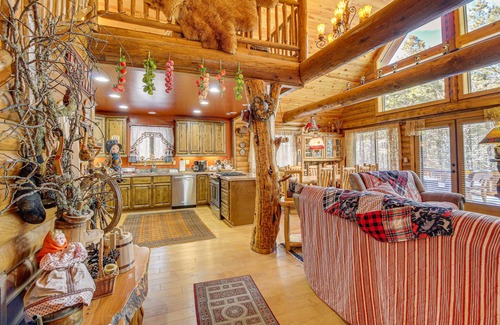 Heber Cabin | Family-Friendly Cabin w/Fire Pit in Forest Lakes