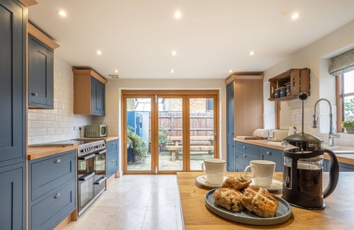 Ilmington Cottage | Family friendly period holiday cottage in the Cotswolds - The Old Post Office