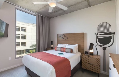 West End Hotel | Family Friendly 2BD Suite in Conveniently Located Downtown Austin Resort!