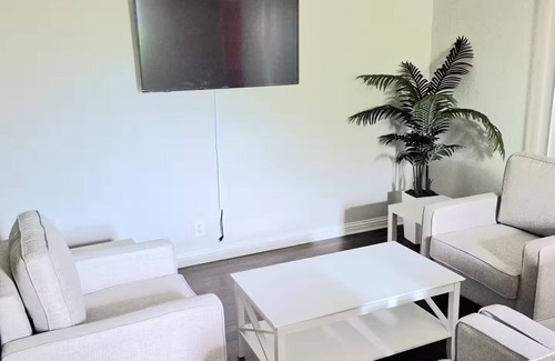 Sharpstown House | Family-Friendly 3BR Near Galleria & Med Center