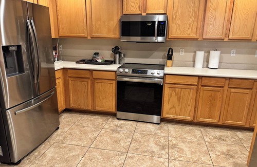 Surprise Farms House | Family-Friendly 4BR Retreat w Pool & Backyard Oasis – Surprise AZ