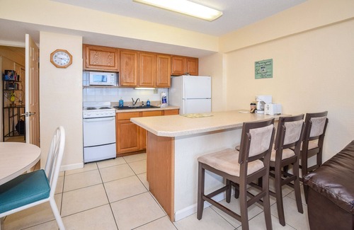 Daytona Beach Shores Condo | Family-friendly Amazing Ocean Front True One Bedroom Sleeps 6 SPRING MEGA SALE!