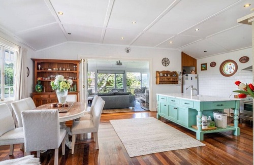 Springbrook House | Family-friendly and pet-friendly home surrounded by Springbrook National Park.