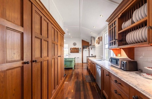 Springbrook House | Family-friendly and pet-friendly home surrounded by Springbrook National Park.