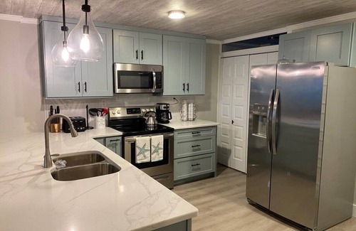 Indian Beach Condo | Family Friendly Beachfront Condo in Summerwinds!