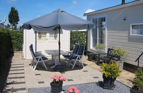 Renesse Ski Chalet | Family friendly chalet Emma on the 5 * family park Julianahoeve, on the beach