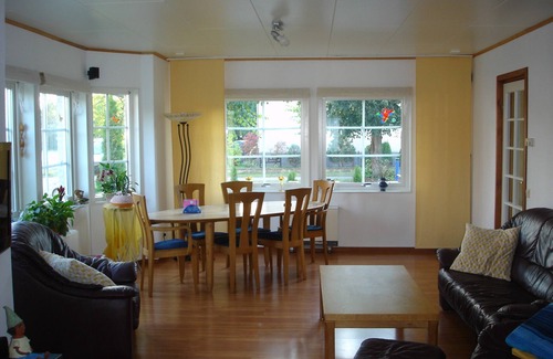 Oberhavel House | Family friendly cottage Lehnitzstraße Lake/near Berlin (Non smoking)