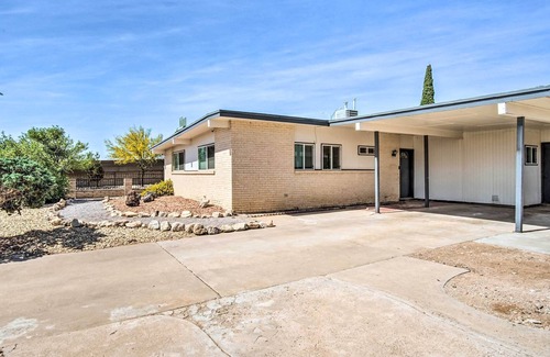 Northeast El Paso House | Family-Friendly El Paso Retreat w/ Backyard!