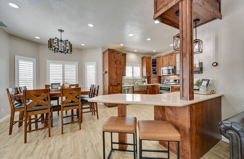 Ponderosa Trails House | Family-Friendly Flagstaff Home w/Hot Tub & Games