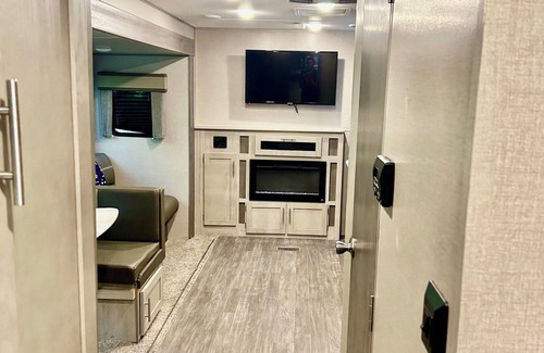 Lecanto House | Family Friendly Glamping in Crystal River