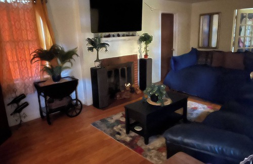 Slingerlands Ski Chalet | Family friendly home with a large yard