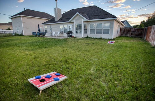 Panguitch House | Family friendly house close to Bryce, Zions, and Panguitch Lake. Game room.