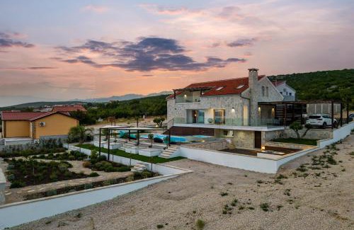 Maslenica House | Family friendly house with a swimming pool Maslenica, Novigrad - 20492