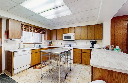 Land O Lakes House | Family-Friendly, Lakefront home w/Dock/Deck/Firepit/Central AC/Private W/D/WiFi