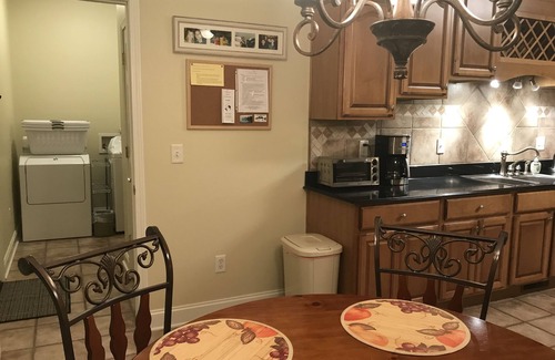 Seneca House | Family friendly Lake Keowee water front home in great location for Clemson games