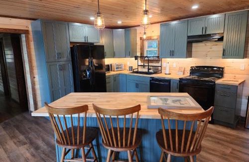Millinocket House | Family Friendly Lakefront Cottage, Ambajejus Lake