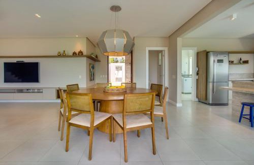 Ilheus House | Family Friendly - Luxo, Piscina Privada e Vista para o Mar!