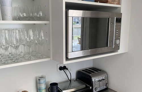 Omaha House | Family Friendly on Kewai.