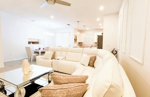Florida Central Atlantic Coast House | Family Friendly Pool Villa Just 10 Min to Disney, Huge Solara Resort Amenities