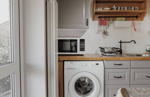 Carlisle Cottage | FAMILY FRIENDLY, PRIVATE AND SECURE. PEACEFUL. COUNTRY COTTAGE