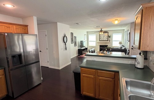 Hutto House | Family Friendly, Relaxing home in Great Location