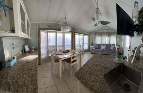 Port Isabel House | Family-Friendly Resort Cottage with Private Patio