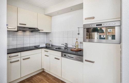 Bruinisse Villa | Family-Friendly Retreat