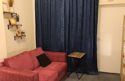 Goresbrook Apartment | Family friendly, spacious and close to grocery outlets,restaurants and transport