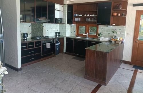 Nanai Road Villa | Family-Friendly Getaway Close to Attractions, Stunning views of Ocean and Patong