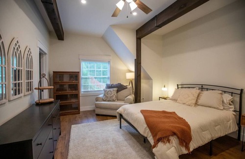 West Jefferson Other | Family-Friendly Barn Retreat in West Jefferson, NC