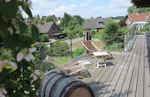 Neustadt in Holstein House | Family-friendly vacation home in Pelzerhaken with garden, spacious living area and