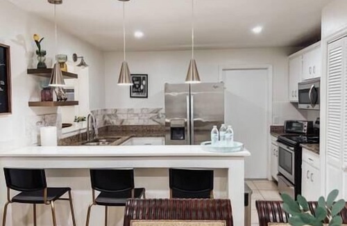 Port Malabar House | Family Fun, Pool,Theater, Backyard, Early Check-in