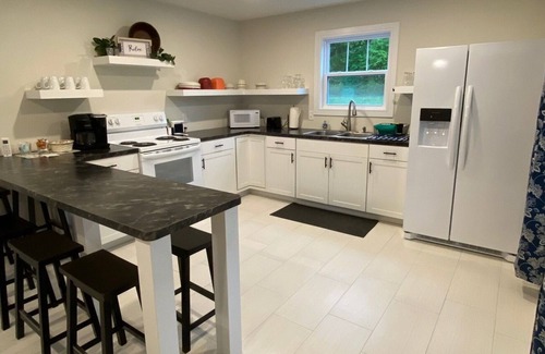 Hatfield Cottage | Family Get-Away, Sleeps 12, Direct ATV Access