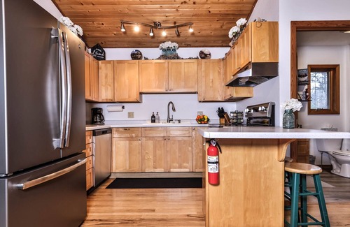 Minocqua Cabin | Family Getaway at Crescent Lake
